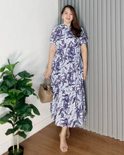 Load image into Gallery viewer, Sale! Selena Printed Maxi Dress 0040