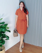 Load image into Gallery viewer, *Zoe Plain Rust Dress 0008