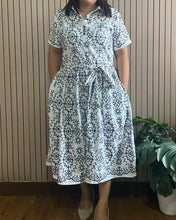 Load image into Gallery viewer, *Ara Eyelet  Dress 0032