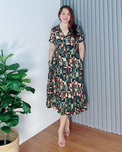 Load image into Gallery viewer, Mara Overlap Dress 0020