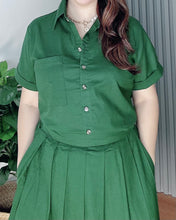 Load image into Gallery viewer, Trisha Emerald Green Premium Linen  Top and Skirt Coordinates 0020