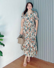 Load image into Gallery viewer, *Ariana Printed Maxi Dress 0125