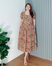 Load image into Gallery viewer, *Aubrey Printed Dress 0134