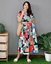 Load image into Gallery viewer, Aubrey Printed Dress 0101