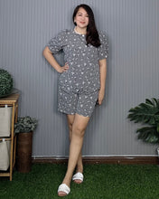 Load image into Gallery viewer, Dakota Checkered Black Coordinates 0036