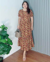 Load image into Gallery viewer, *Atasha Maxi Printed Dress 0082