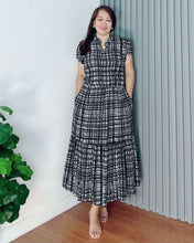 Load image into Gallery viewer, *Bela Maxi Checkered Dress 0175