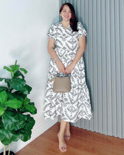 Load image into Gallery viewer, *Ariana Cotton Eyelet Dress 0142