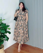 Load image into Gallery viewer, *Bela Maxi Printed Dress 0150