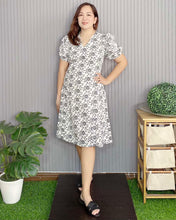 Load image into Gallery viewer, Lora Printed Dress 0052