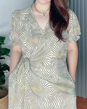 Load image into Gallery viewer, Say Overlap Dress 0001