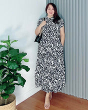 Load image into Gallery viewer, *Bela Maxi Printed Dress 0152