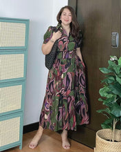 Load image into Gallery viewer, Diana Maxi Printed Dress 0089