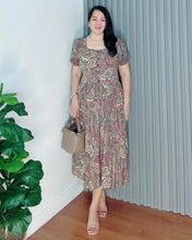Load image into Gallery viewer, *Aubrey Printed Dress 0181