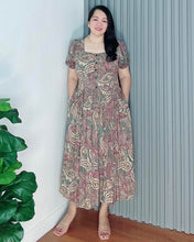 Load image into Gallery viewer, *Aubrey Printed Dress 0181